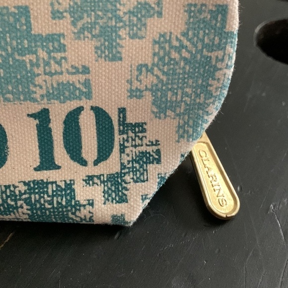 NWOT FEED 10 for Clarins Cosmetic Pouch - Picture 4 of 12